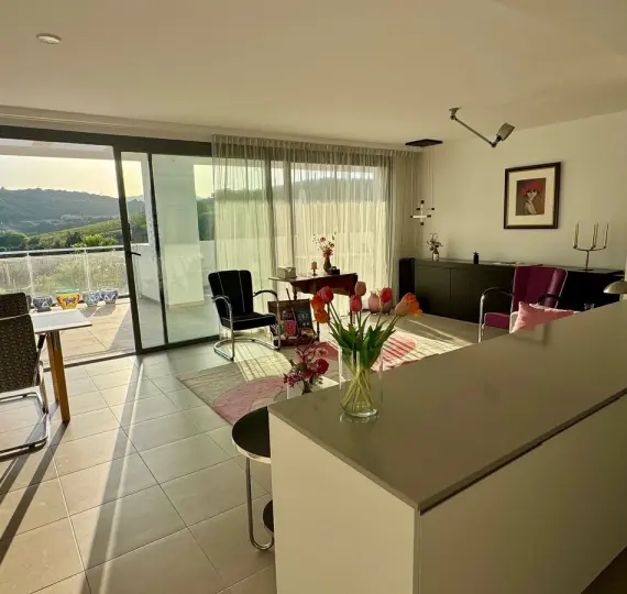 Sale of penthouse in Casares