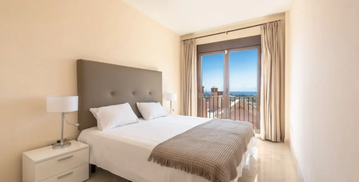 Sale of townhouse in Estepona 5