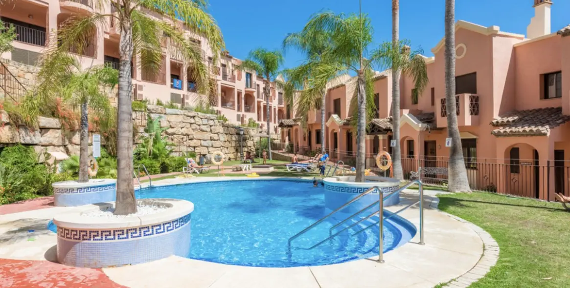 Sale of townhouse in Estepona 19