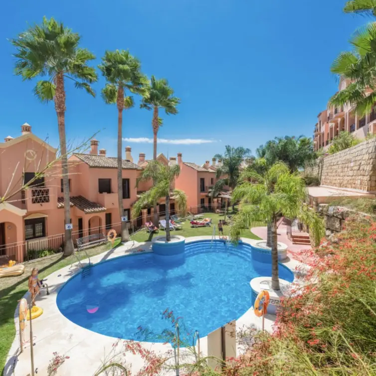 Venta de adosado en Estepona