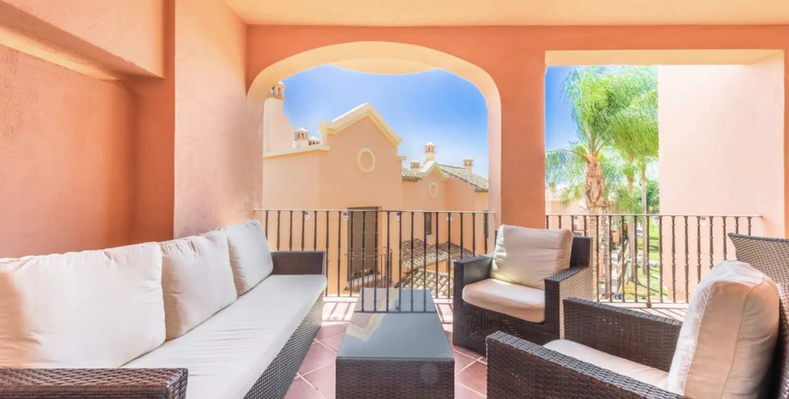 Продажа таунхауса в Estepona 4