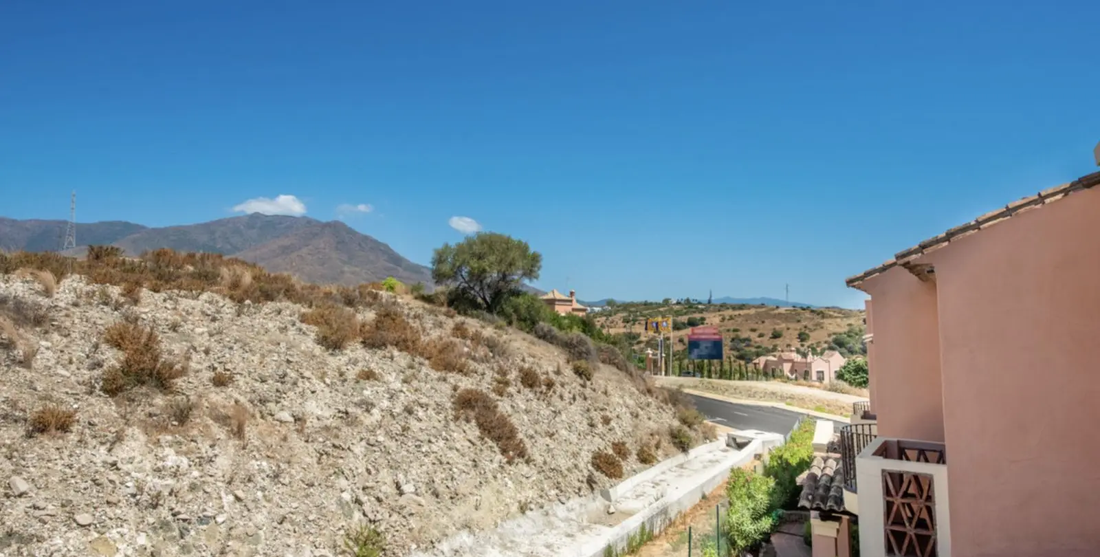 Продажа таунхауса в Estepona 15