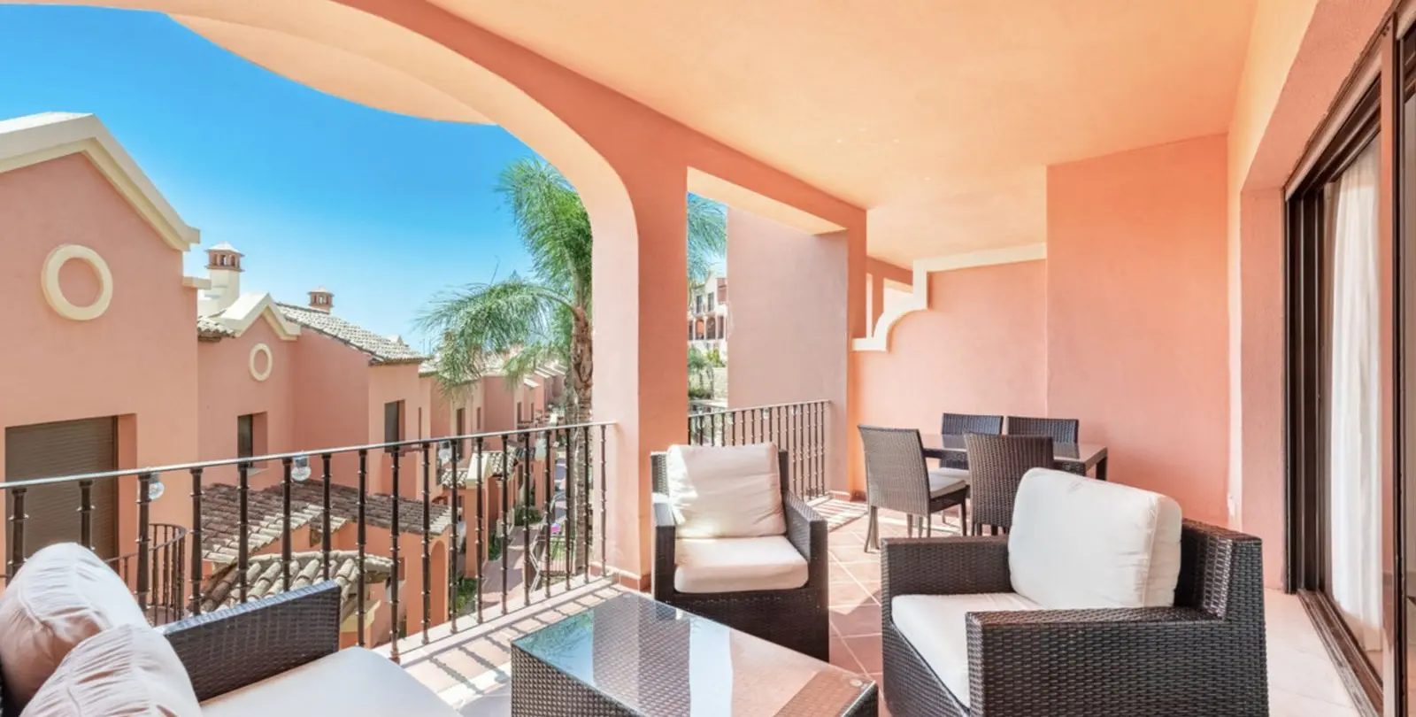 Продажа таунхауса в Estepona 16