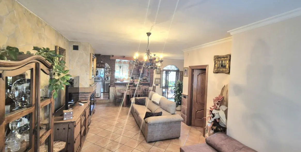 Продажа дома на две семьи в Alhaurín el Grande 16