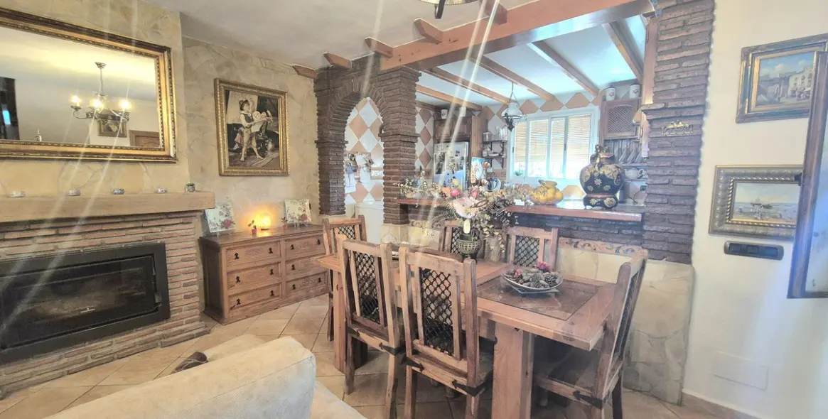 Продажа дома на две семьи в Alhaurín el Grande 17