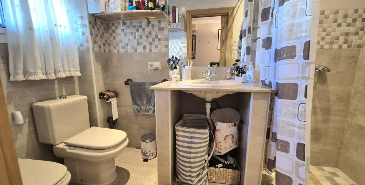 Sale of semi-detached house in Alhaurín el Grande 24