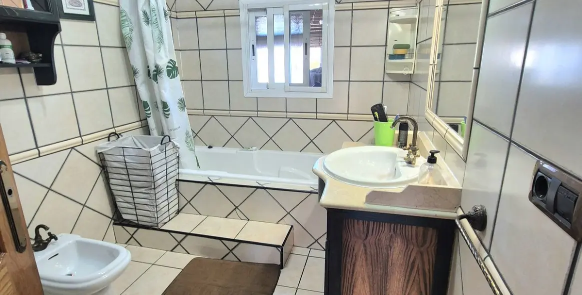 Sale of semi-detached house in Alhaurín el Grande 32