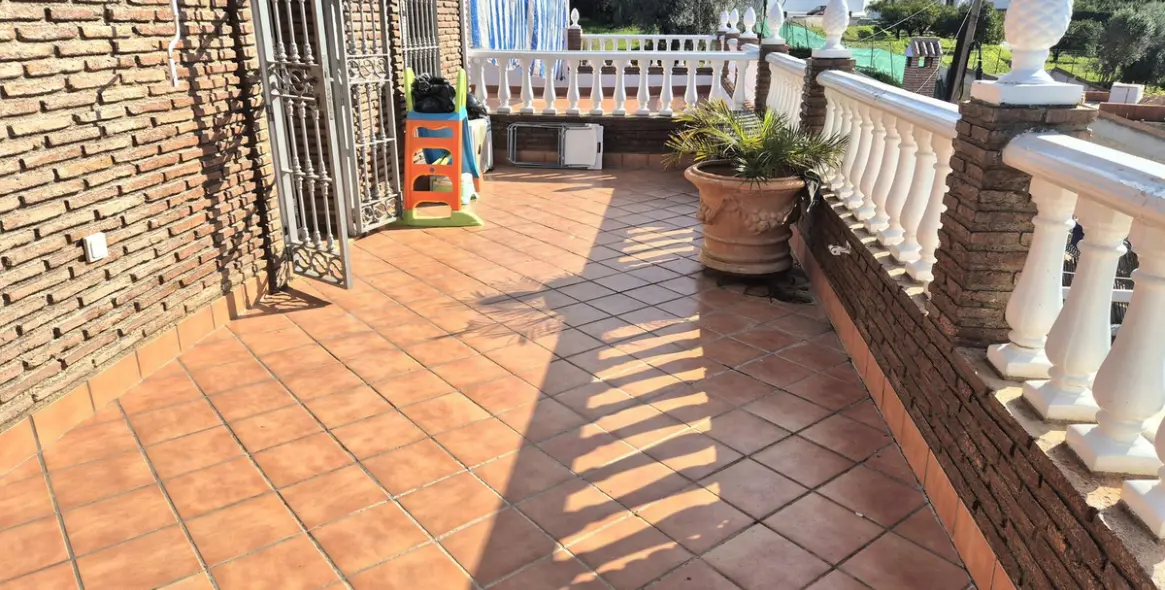 Sale of semi-detached house in Alhaurín el Grande 36