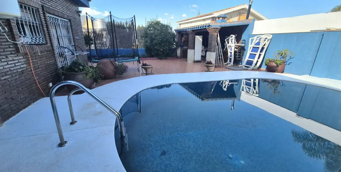 Sale of semi-detached house in Alhaurín el Grande 43