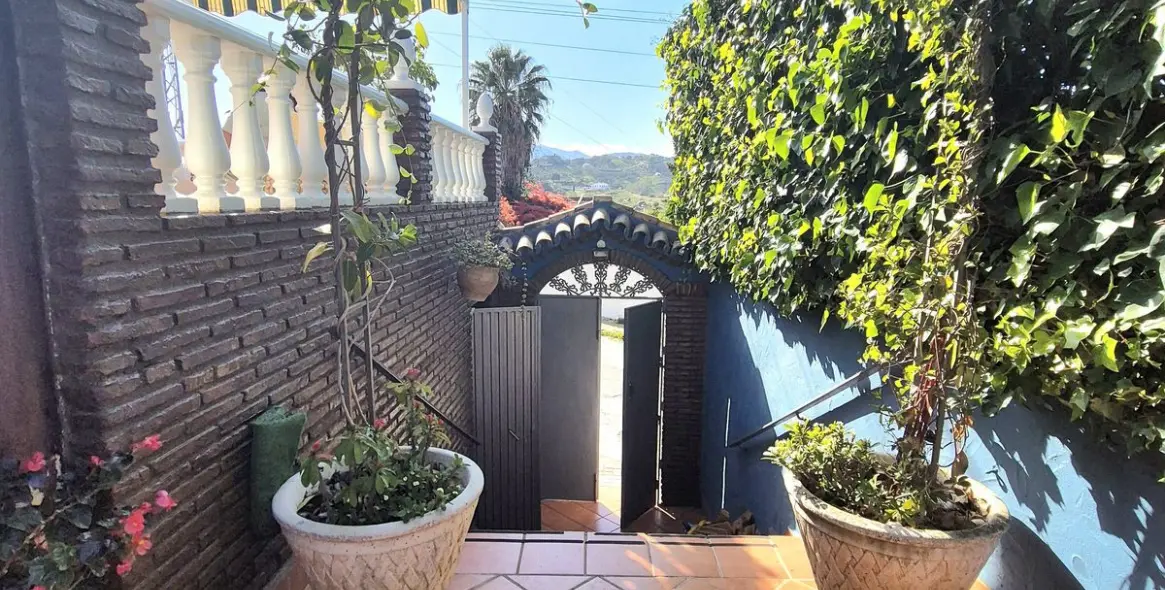 Sale of semi-detached house in Alhaurín el Grande 55