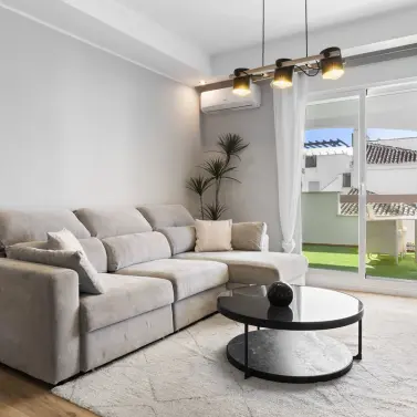 Alquiler a largo plazo de apartamento en planta baja en Nueva Andalucía