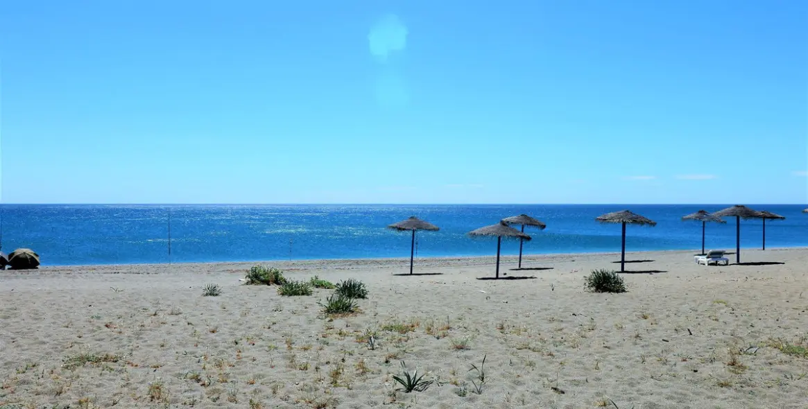 Продажа пентхауса в New Golden Mile 37