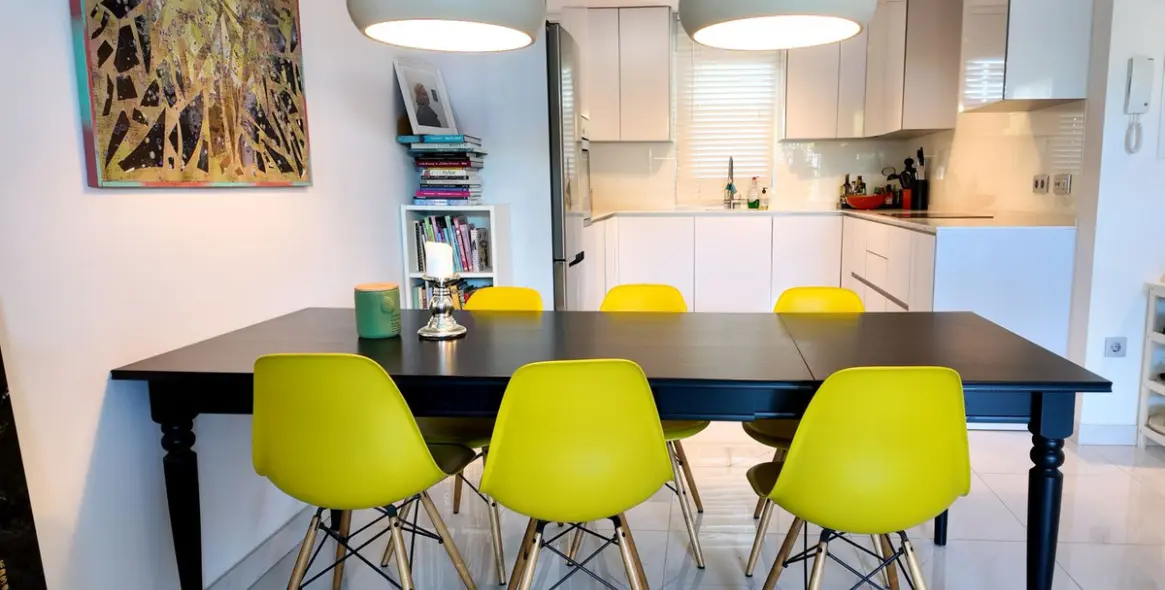 Sale of ground floor apartment in Bel Air 7