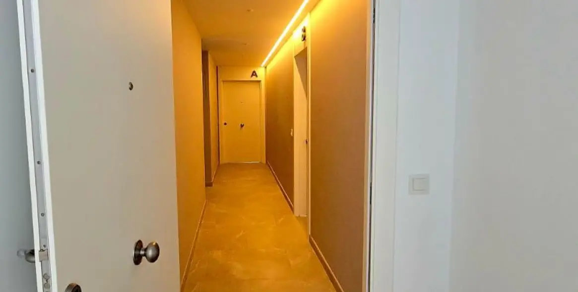 Продажа апартаментов на среднем этаже в Estepona 18