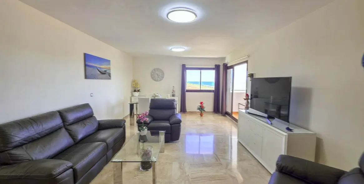 Sale of penthouse in Casares Playa 13