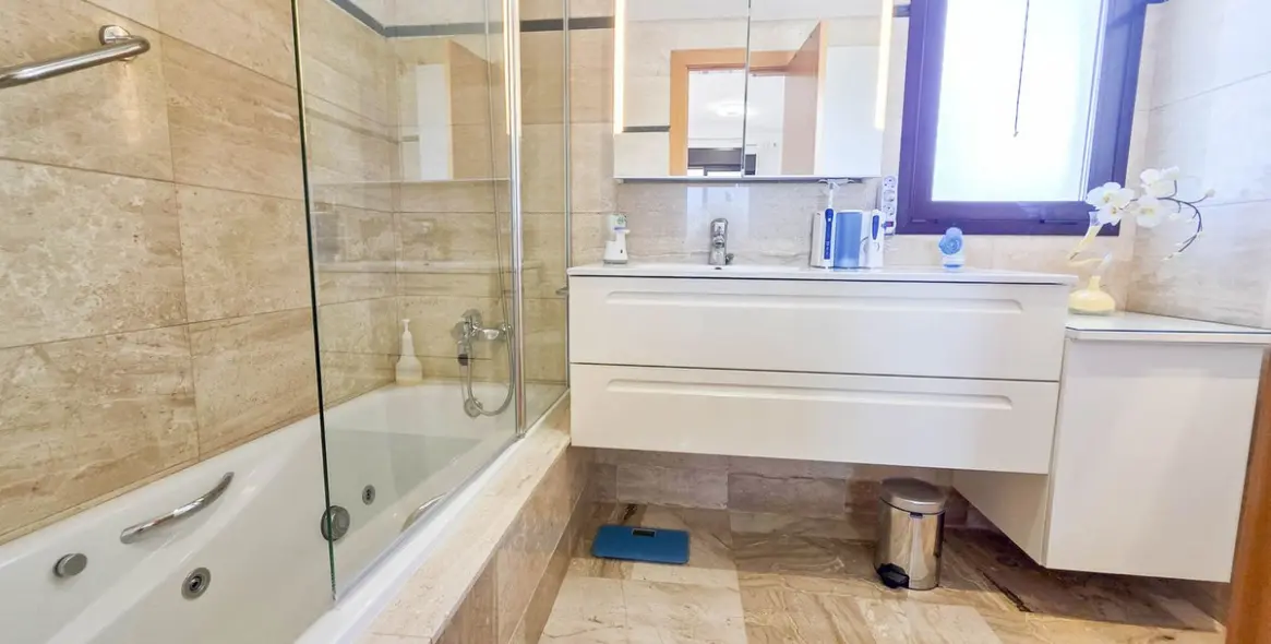 Продажа пентхауса в Casares Playa 28