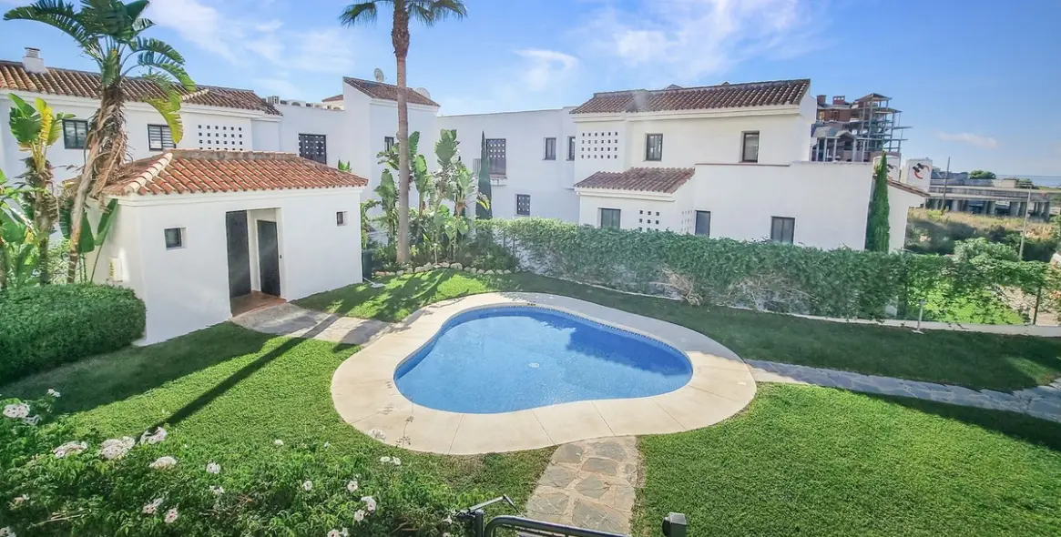 Продажа пентхауса в Casares Playa 38