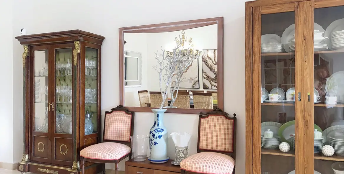 Venta de apartamento en planta media en Estepona 11