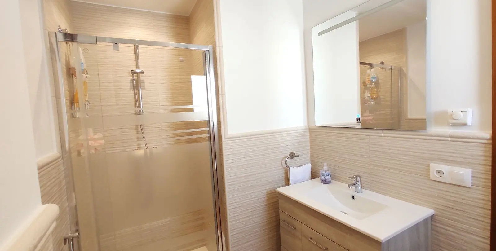 Venta de villa independiente en Coín 30