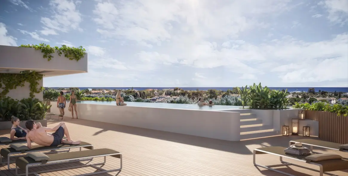Venta de apartamento en planta baja en San Pedro de Alcántara 13