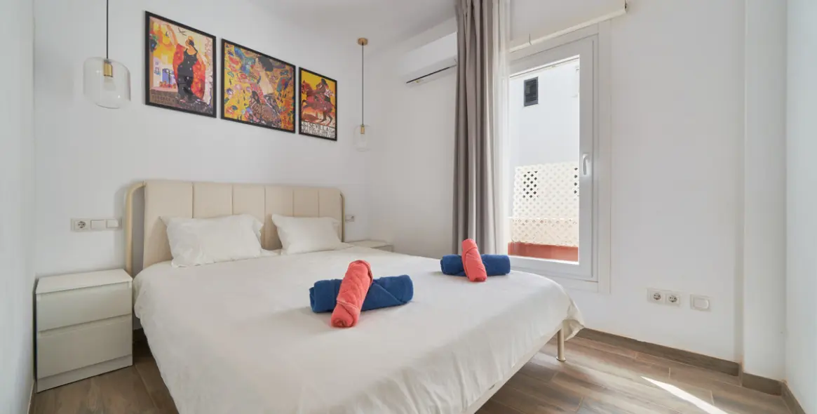 Venta de apartamento en planta media en Elviria 3