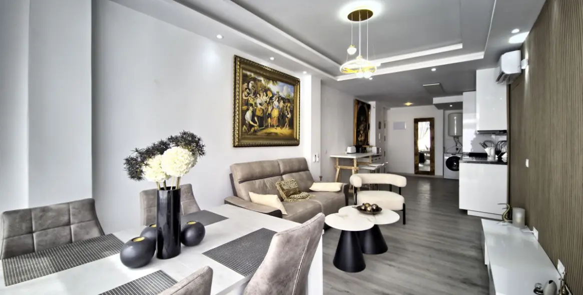 Продажа апартаментов на среднем этаже в Marbella 3