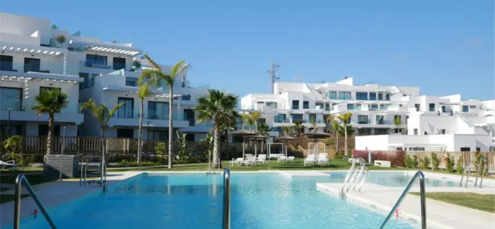 Продажа апартаментов на первом этаже в La Cala de Mijas 1