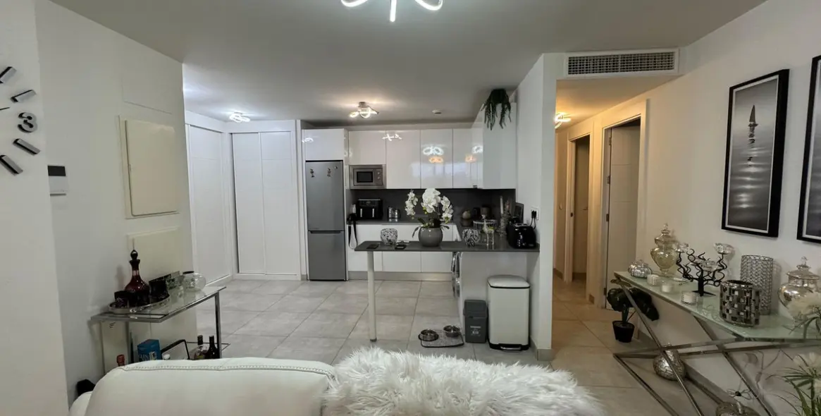 Sale of ground floor apartment in La Cala de Mijas 26