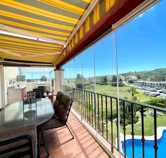 Sale of penthouse in Mijas
