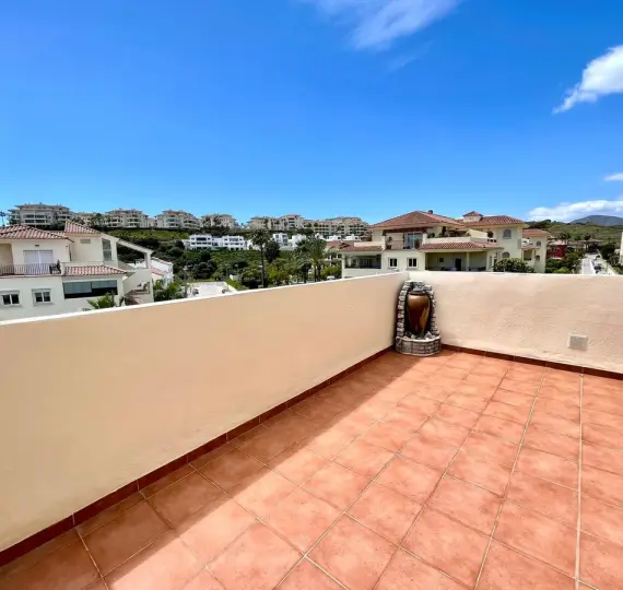 Sale of penthouse in Mijas