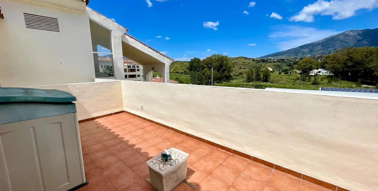 Sale of penthouse in Mijas 17