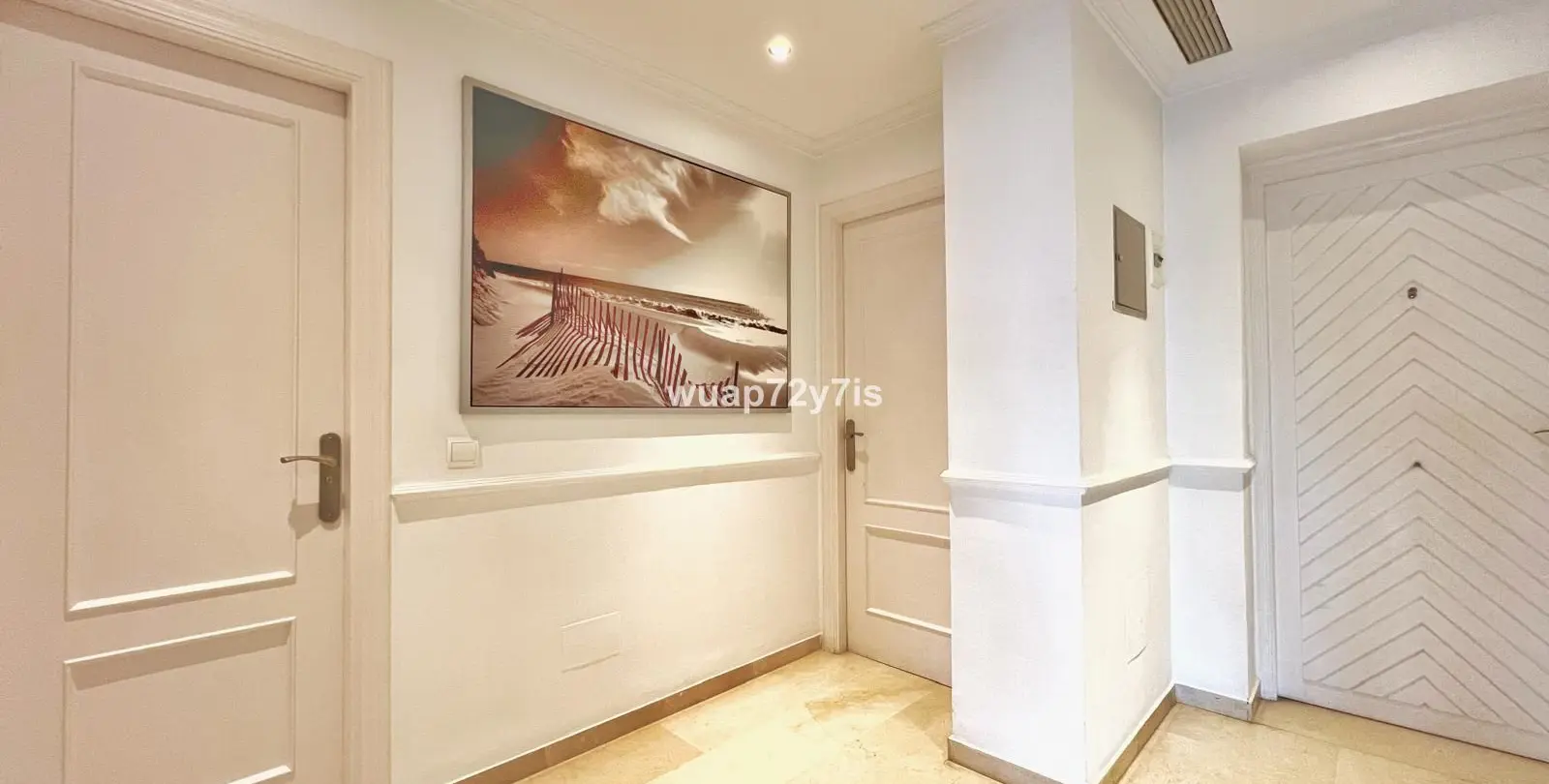 Sale of middle floor apartment in Costalita 3