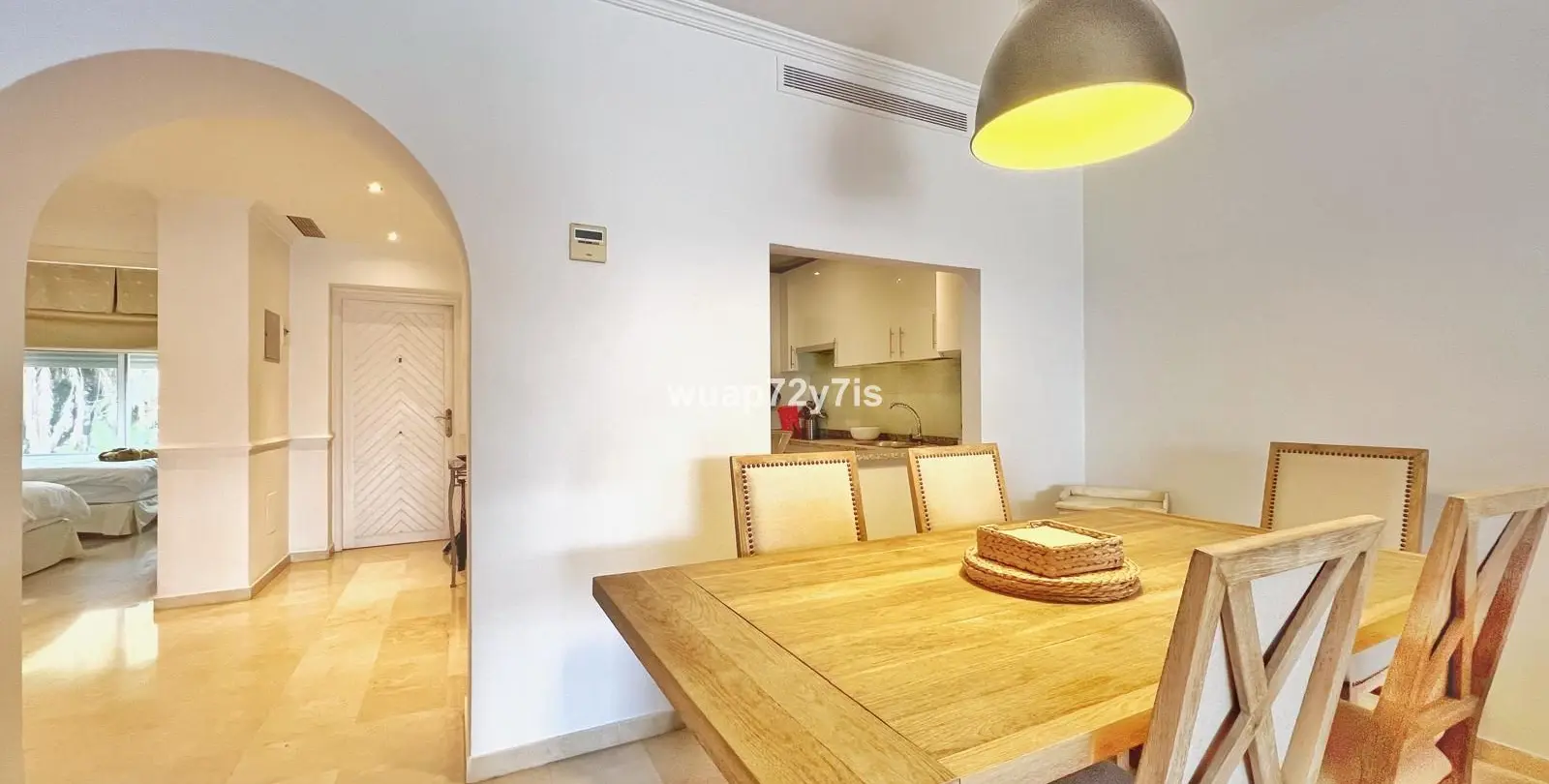 Sale of middle floor apartment in Costalita 4