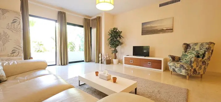 Long-term rent of ground floor apartment in Benahavís 4