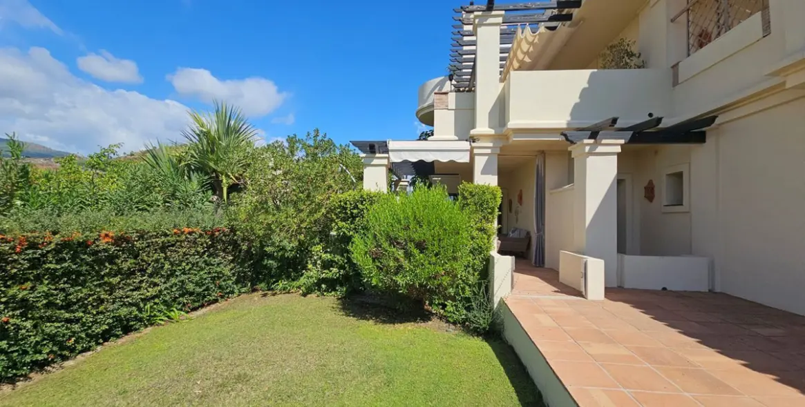 Long-term rent of ground floor apartment in Benahavís 15