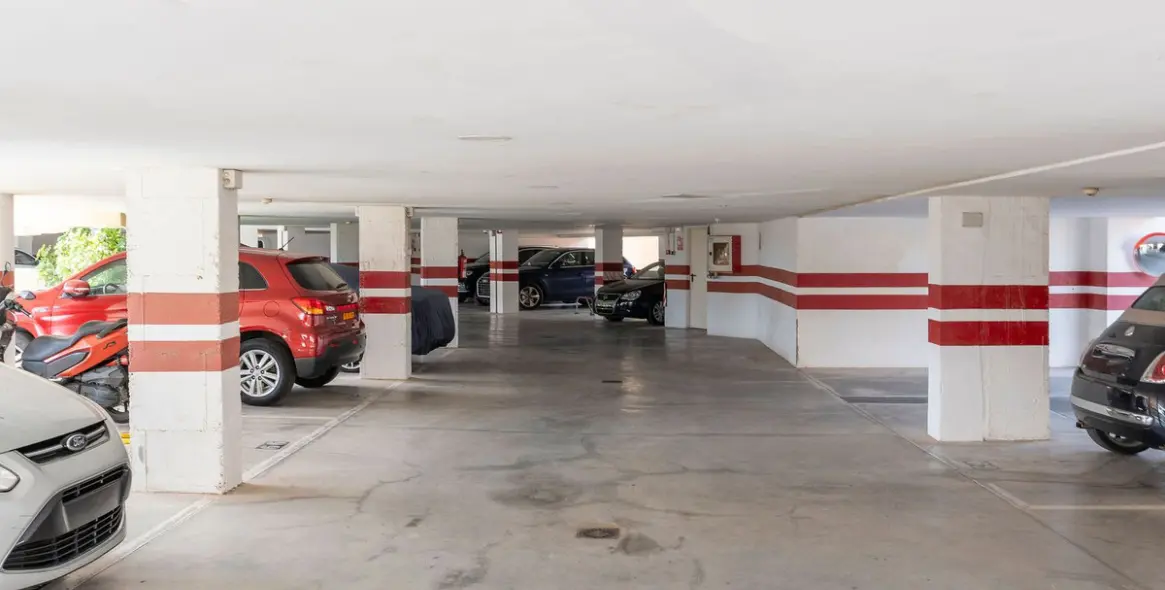 Продажа апартаментов на среднем этаже в Torreblanca 21