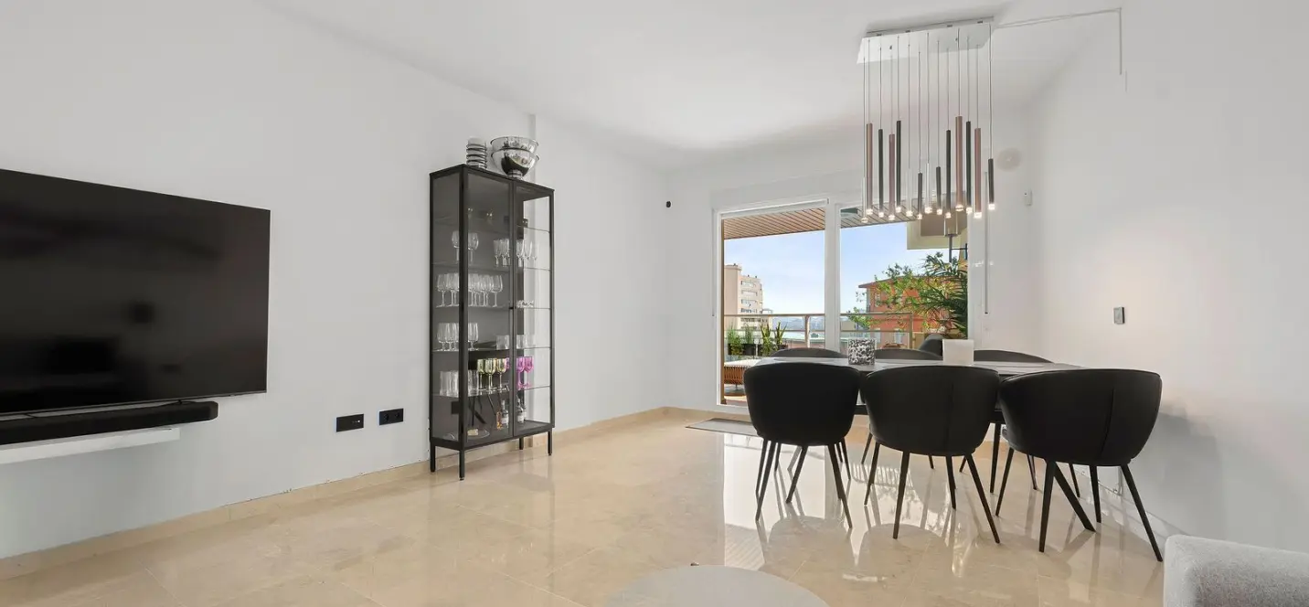 Продажа апартаментов на среднем этаже в Torreblanca 1