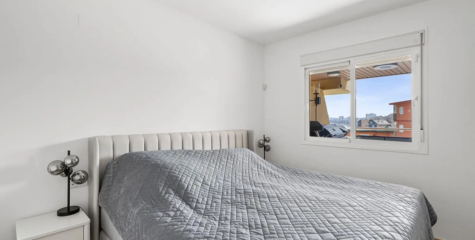 Venta de apartamento en planta media en Torreblanca 16