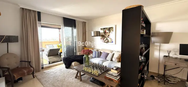 Sale of penthouse duplex in Elviria 1