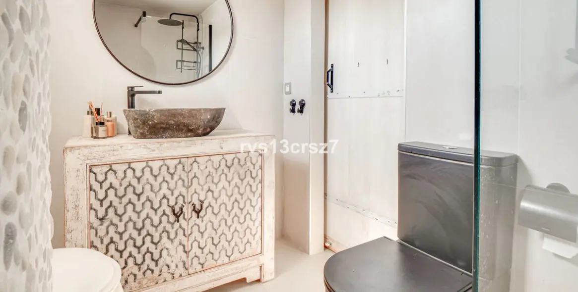 Продажа апартаментов на среднем этаже в Nueva Andalucía 16