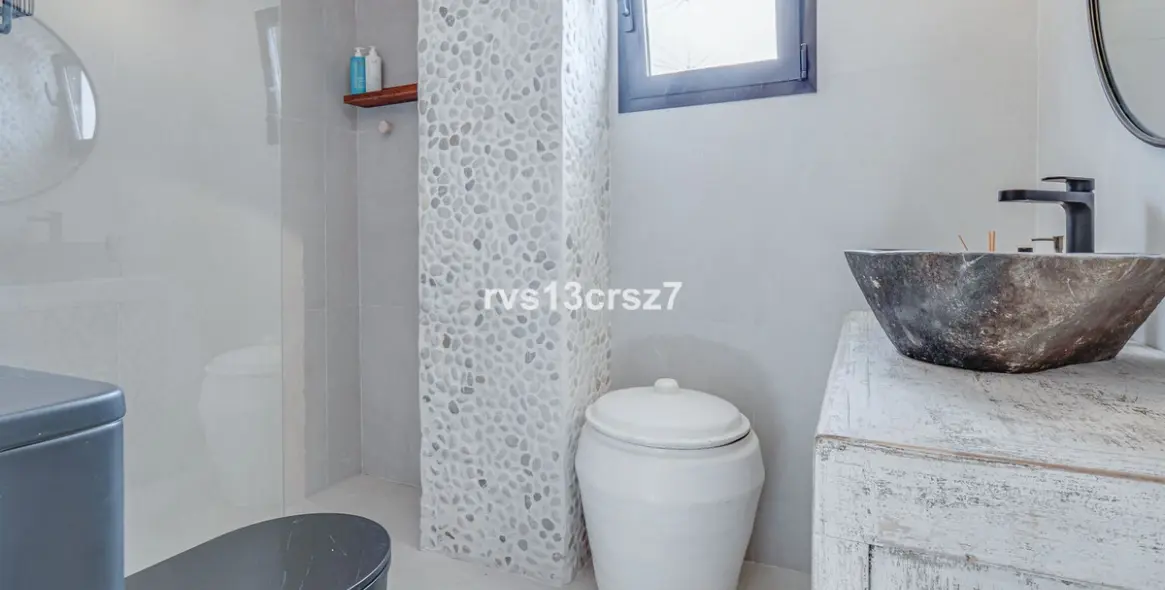 Продажа апартаментов на среднем этаже в Nueva Andalucía 20