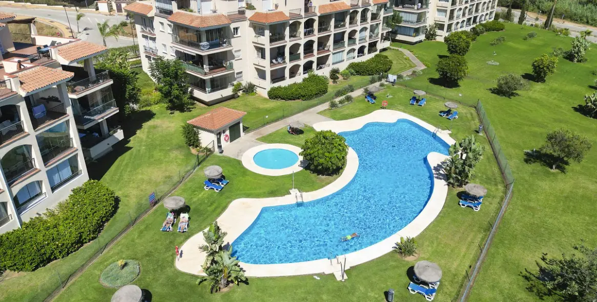 Sale of penthouse in La Cala de Mijas 3