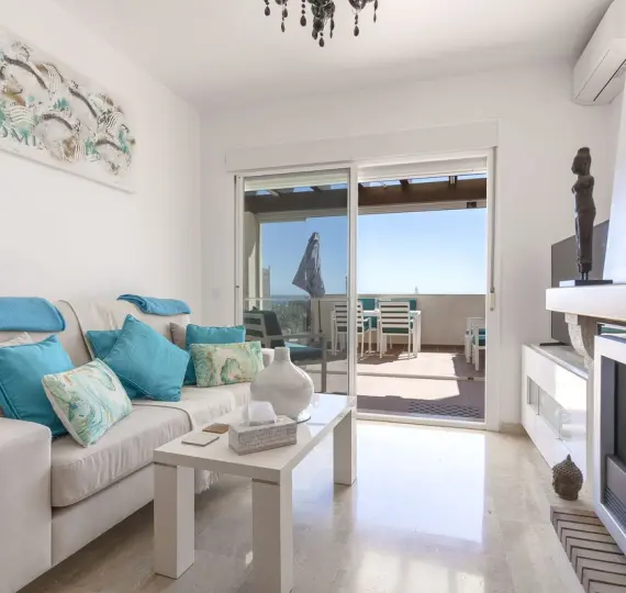 Sale of penthouse in La Cala de Mijas