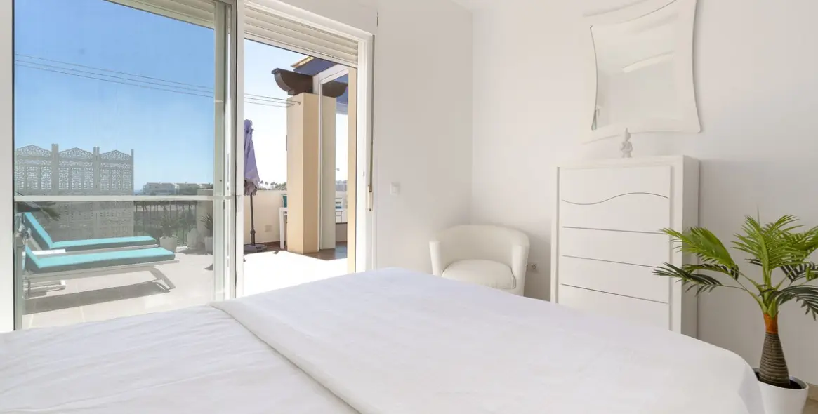 Sale of penthouse in La Cala de Mijas 9