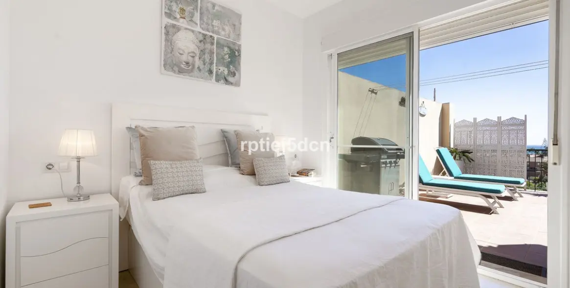 Sale of penthouse in La Cala de Mijas 8