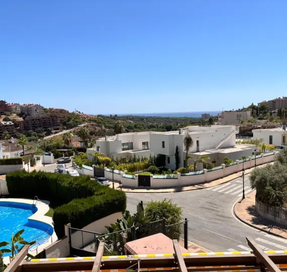 Sale of duplex in Elviria