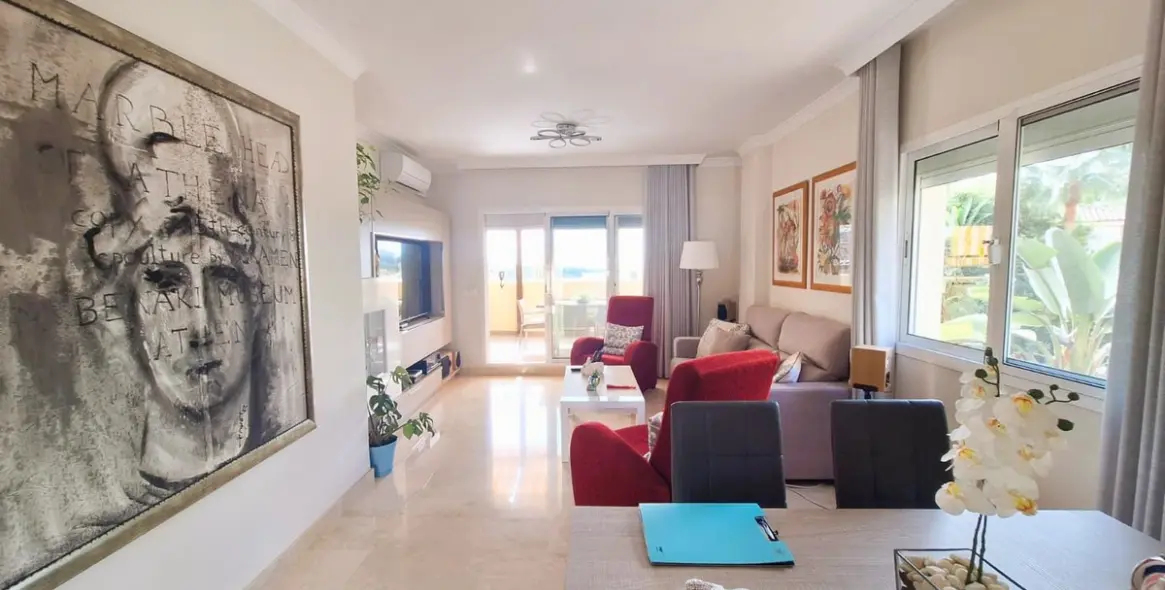 Sale of duplex in Elviria 7