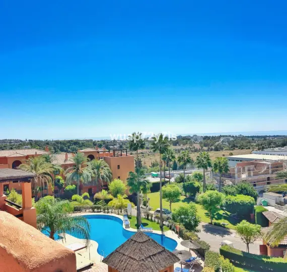 Продажа пентхауса в Benahavís