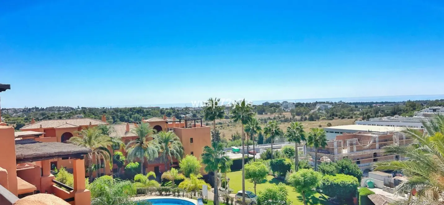 Sale of penthouse in Benahavís 0