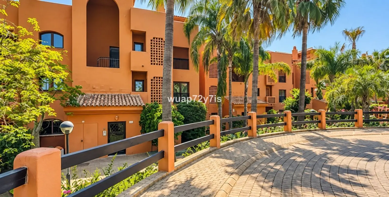 Sale of penthouse in Benahavís 36